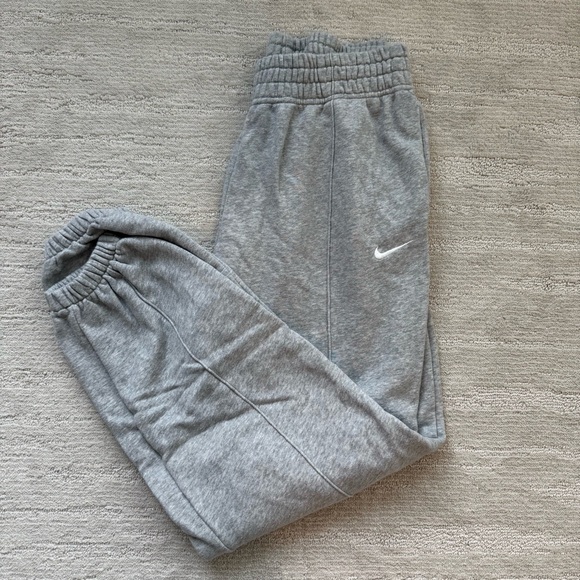 Nike Womens Grey Jogger Sweatpants - Picture 1 of 4